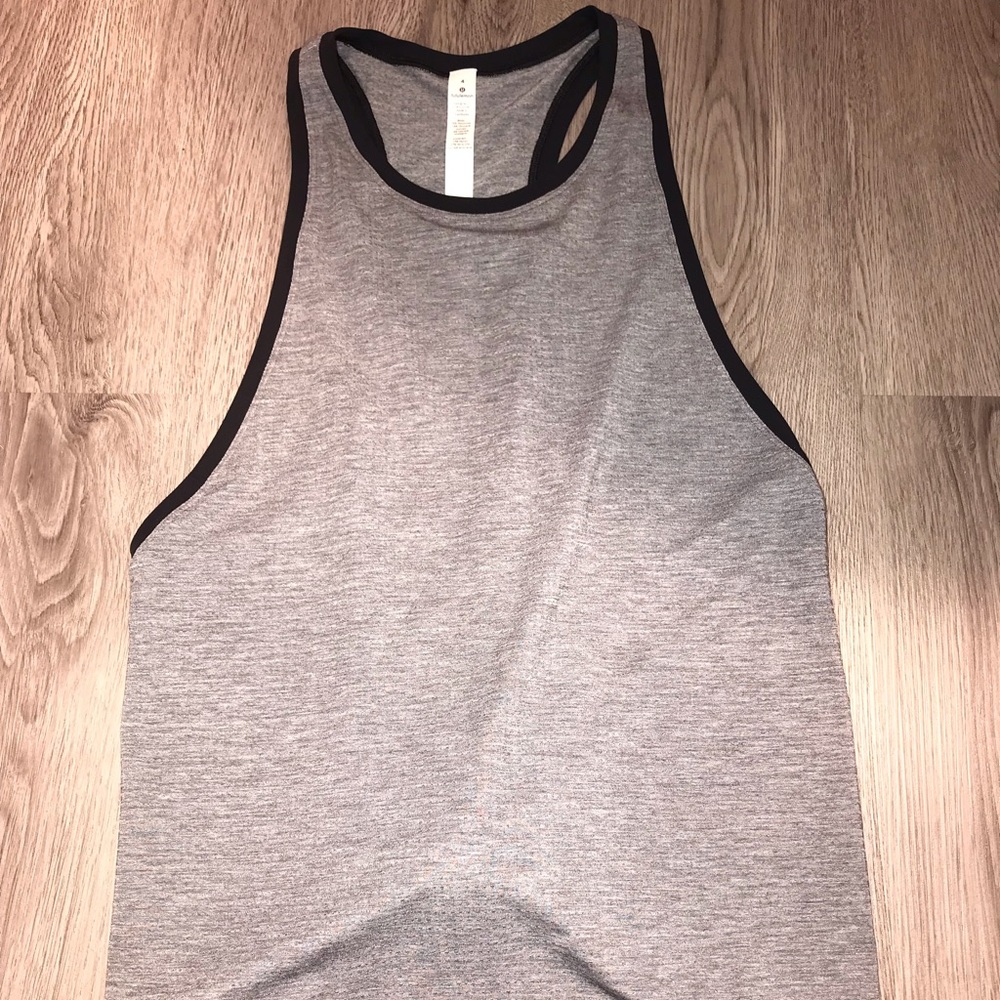 NWOT lululemon tank